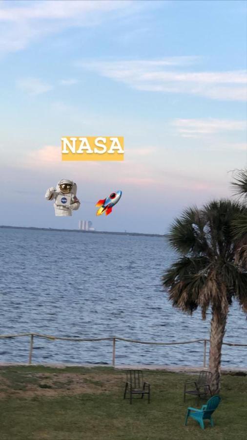 Nasa Waterfront Dolphin Suite Titusville Exteriér fotografie